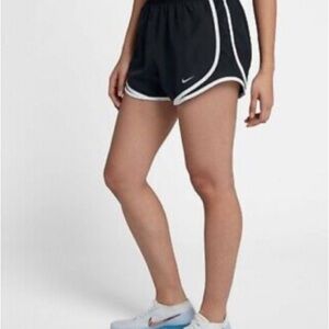 Nike Women's Black and White Athletic Shorts medium